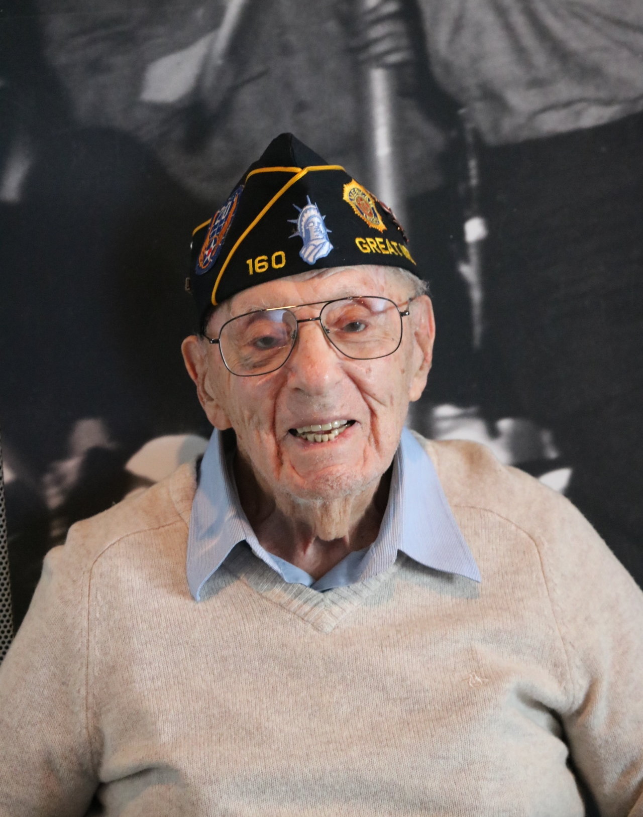 亚太日报 | 美国百老人患新冠肺炎去世,孪生兄弟一个世纪前死於西班牙