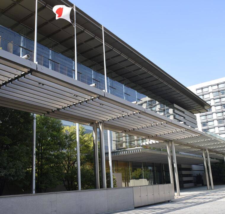 日本副首相吐槽信号最差的地方是首相官邸开视频会议那边老没声