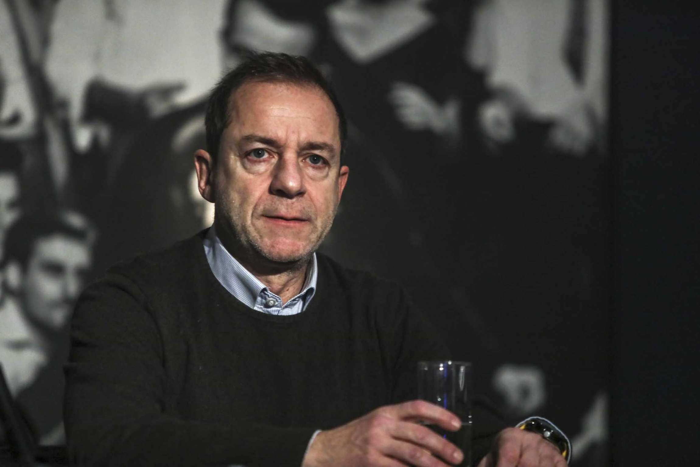 亚太日报希腊著名男演员被控强奸未成年男孩还要求群交